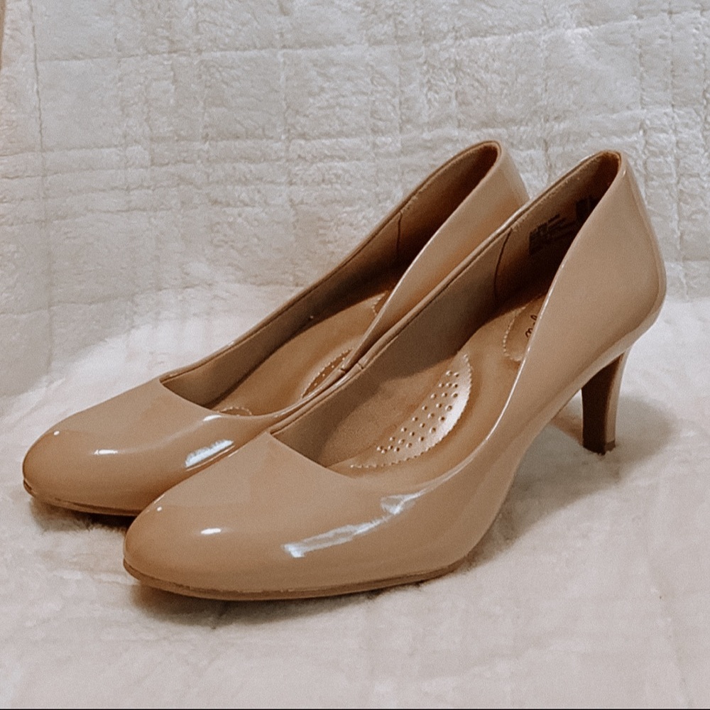 Dexflex Comfort Women’s Karma Pumps